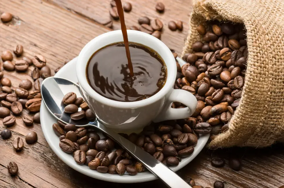 The Health Benefits and Risks of Coffee
