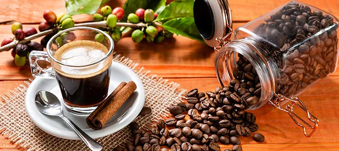 The Health Benefits and Risks of Coffee